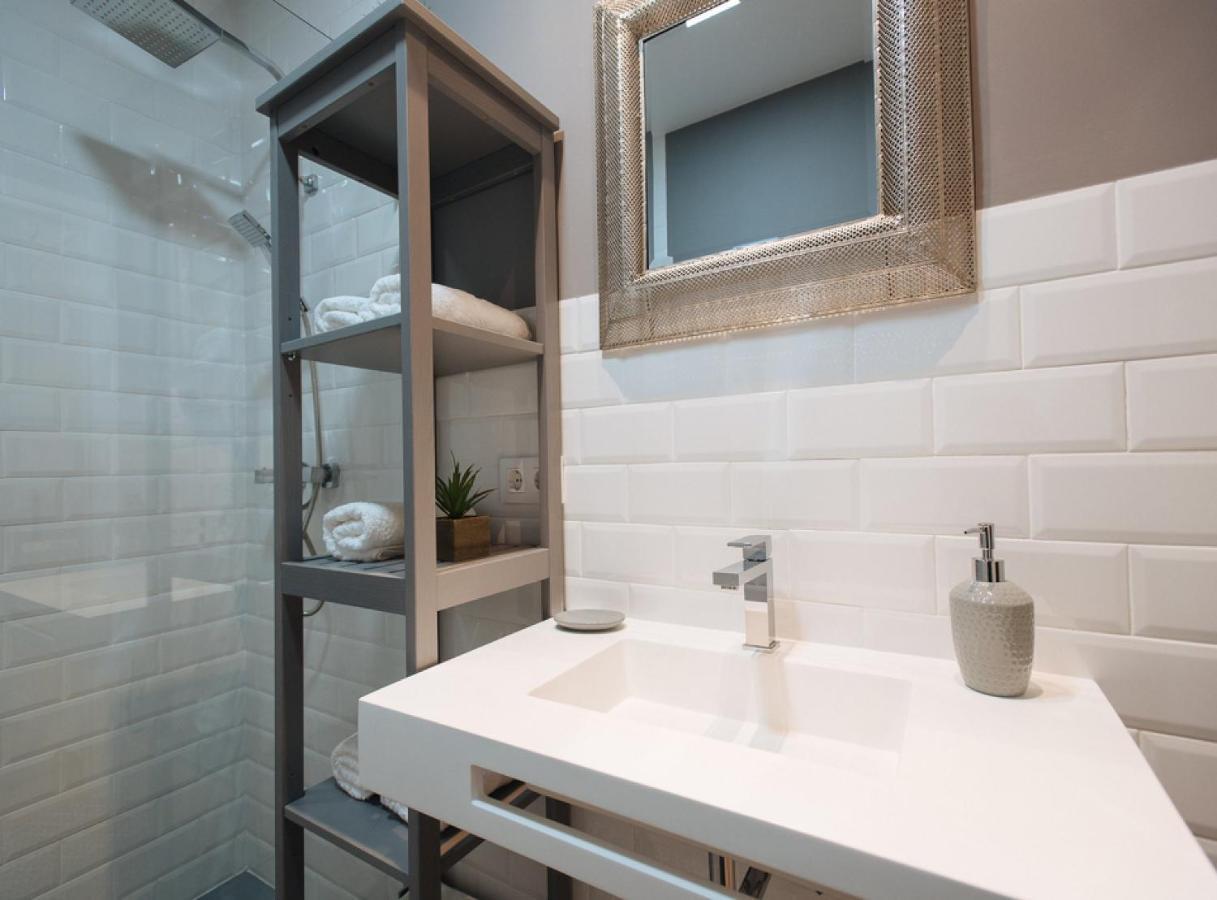 Azahares Suite Apartment セビリア エクステリア 写真